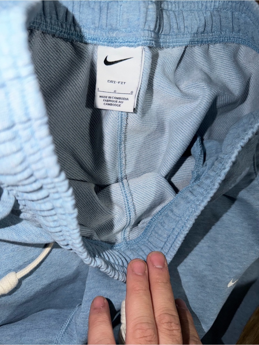 Nike club fleece standard issue classic style modern performance dri-fit pants - Picture 5 of 5